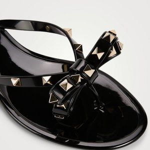 VALENTINO GARAVANI Rockstud Jelly Thong Sandals